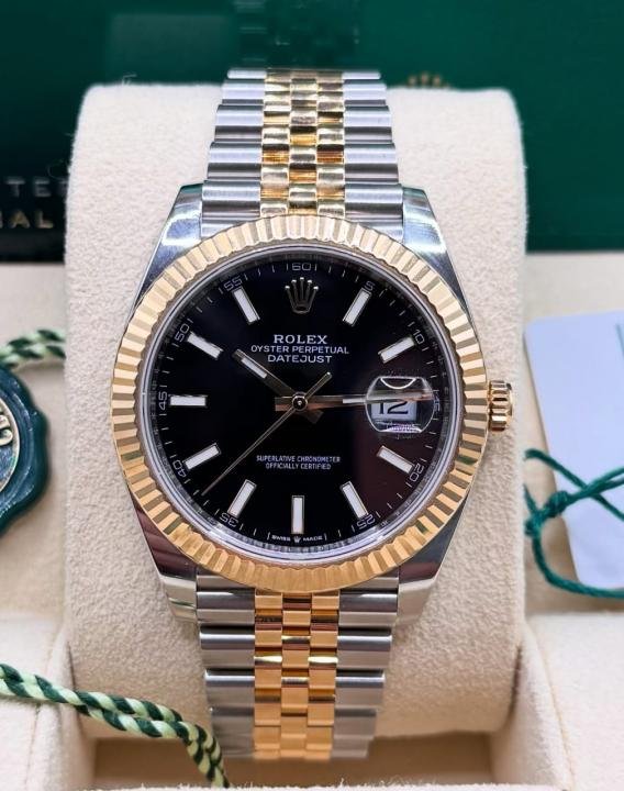 Role_x Oyster perpetual Date Just Automatic